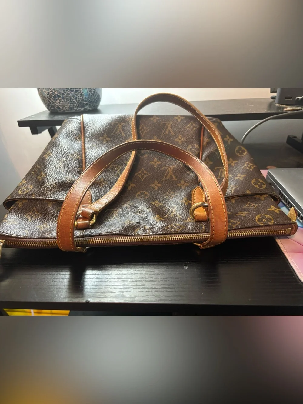 Authentic Louis Vuitton Totally MM Monogram Tote - Good Condition w/ Minor Flaws